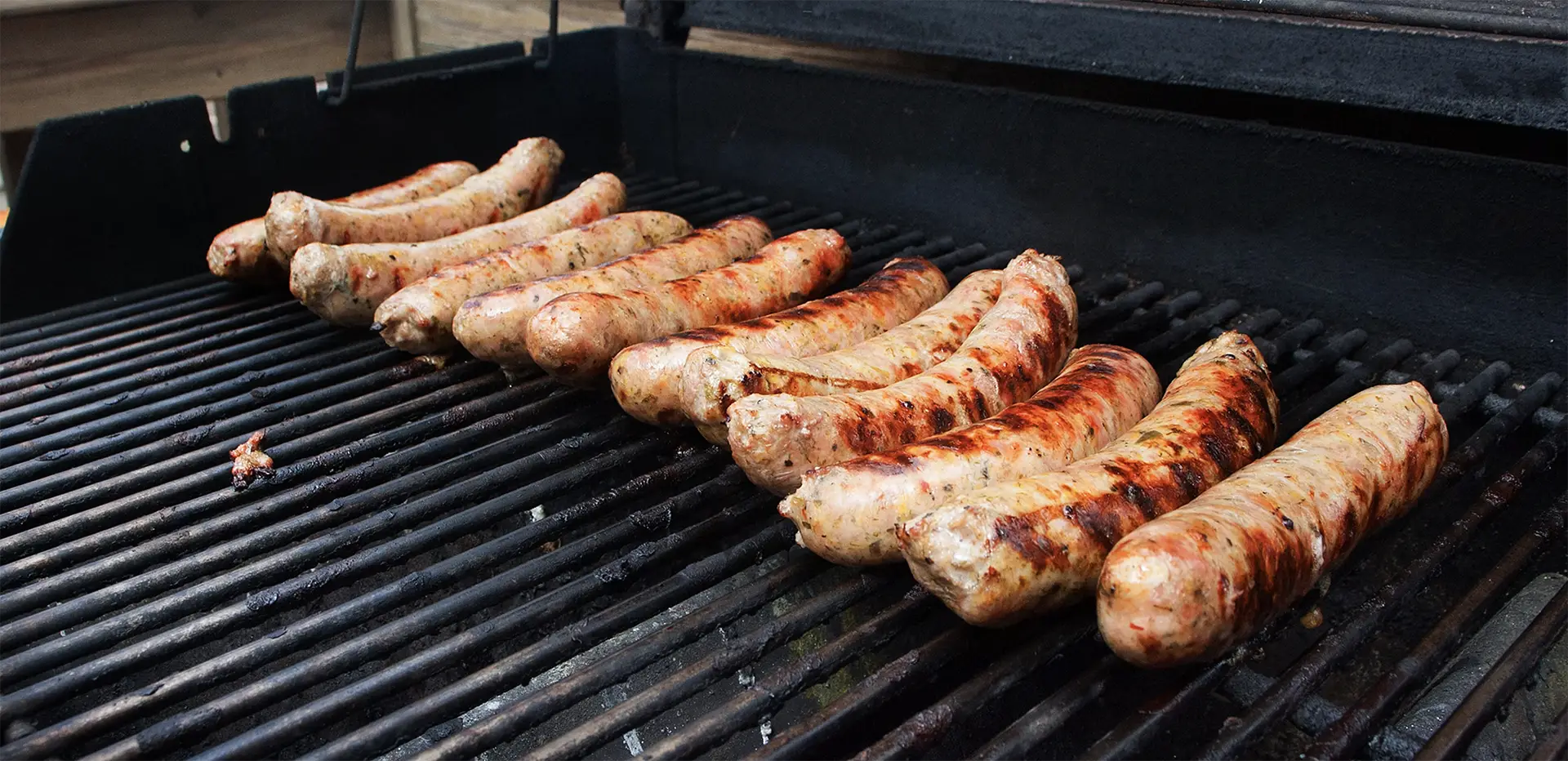 Bunnings sausage sizzle fundraising